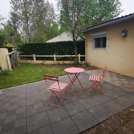 Votre Cocon A 1Km De La Plage Camiers Exterior photo
